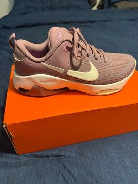 Nike Zoom Bella 6